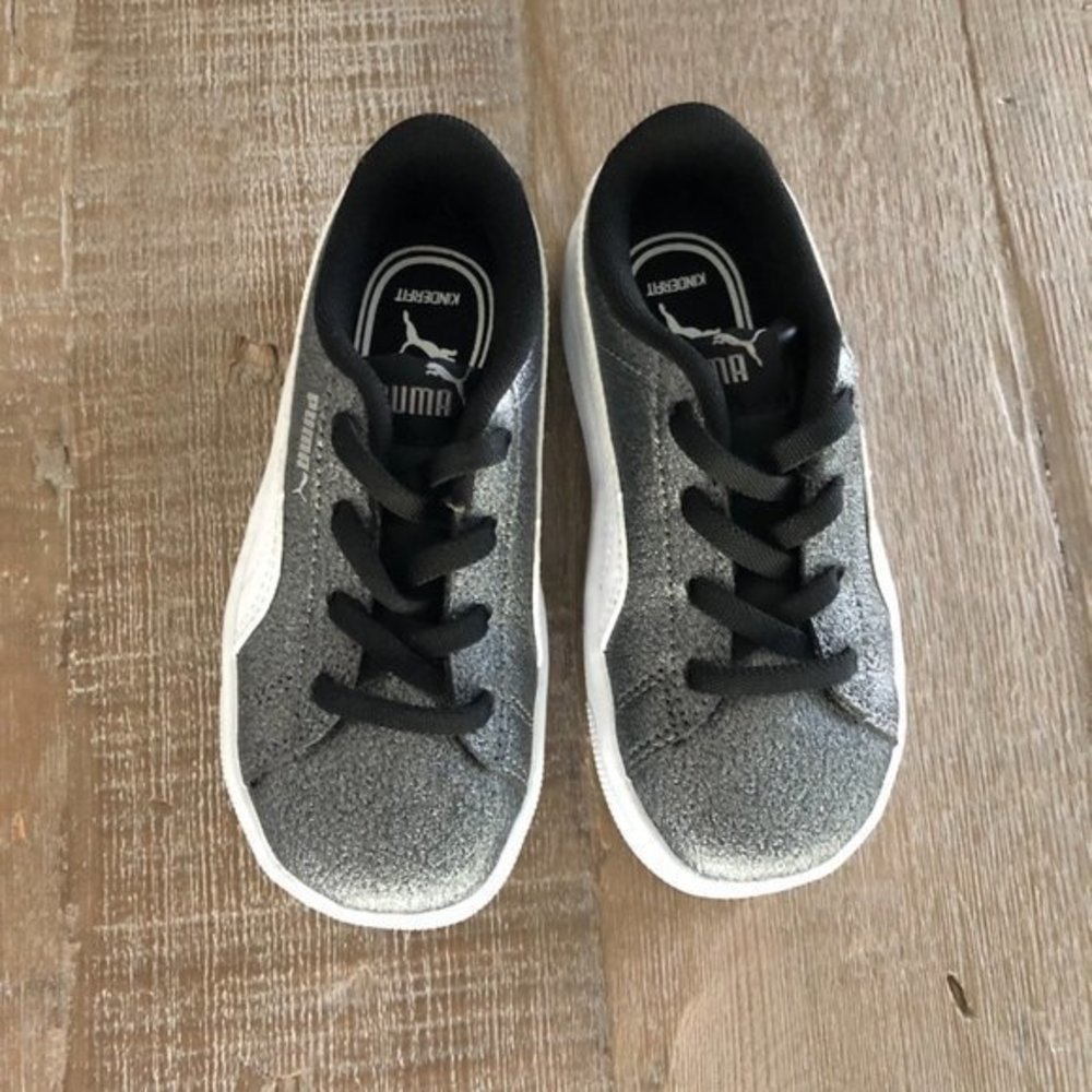 PUMA Vikky V2 Glitz Sneaker metallic grey Toddler kid size 8 NEW - Picture 7 of 10